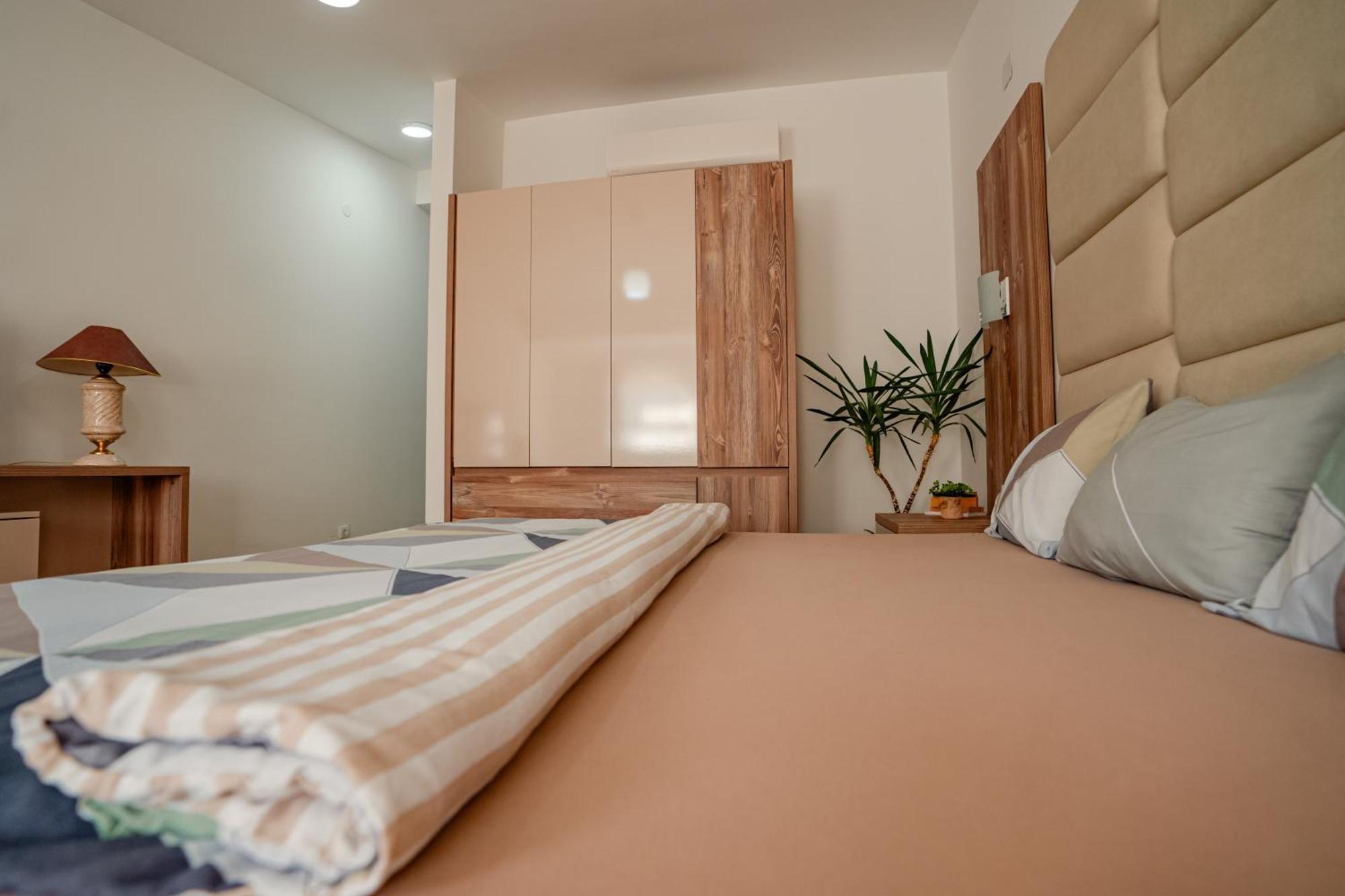 City Center Apartment Охрид Экстерьер фото